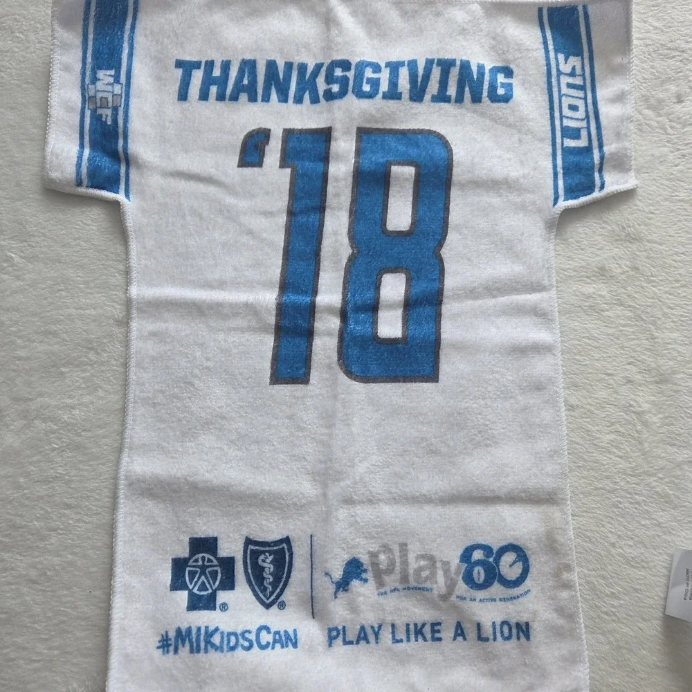 Detroit Lions Thanksgiving Day Jersey Towel 2018 Game Day Rally Set‎ Of 2
